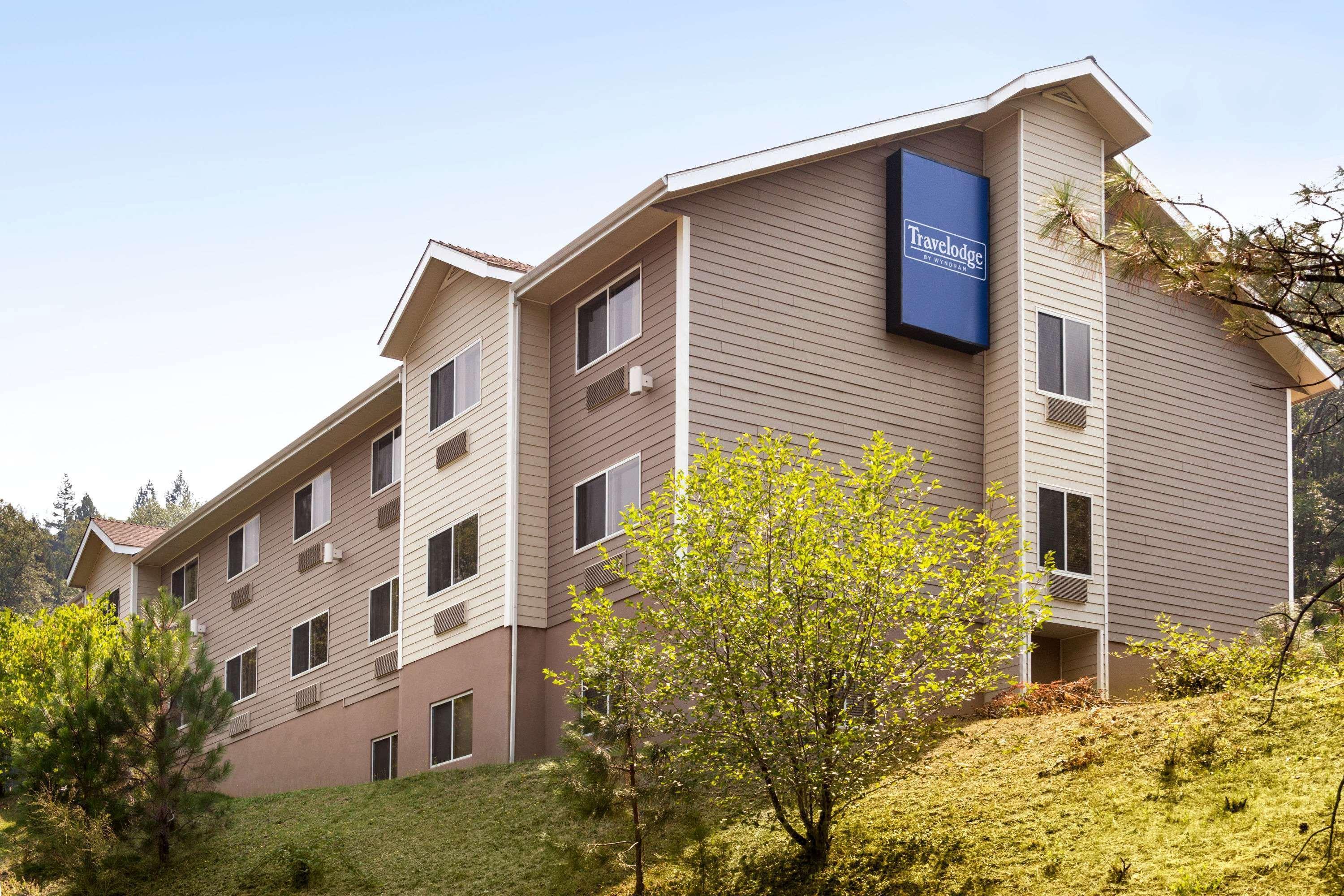 Travelodge By Wyndham Dunsmuir Extérieur photo
