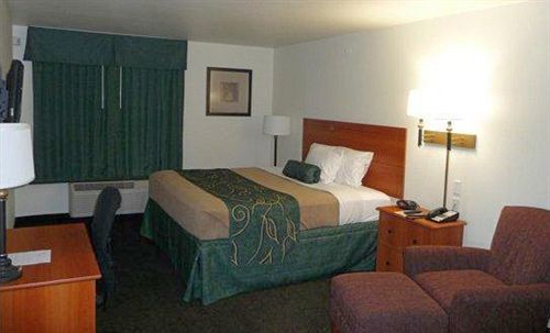 Travelodge By Wyndham Dunsmuir Extérieur photo
